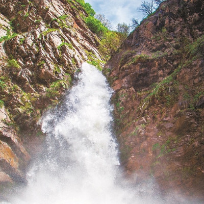 Kharpaap Waterfall
