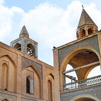 نگین جلفای چهار صدساله