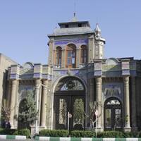 سردر باغ ملی 