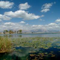 Nilufar Lake (Sarab-e Nilufar) 