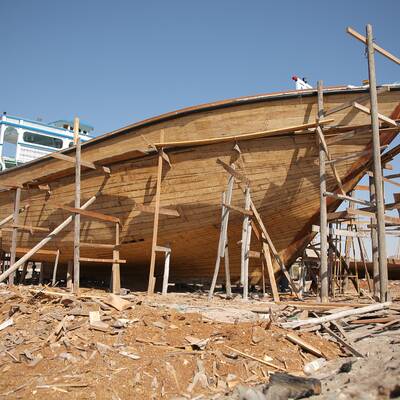 Traditional Skills of Building and Sailing Iranian Lenj Boats