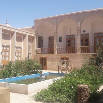 خانه تاریخی ملک افضلی(موزه فرش اردکان)