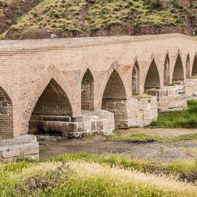 Khatoon Bridge