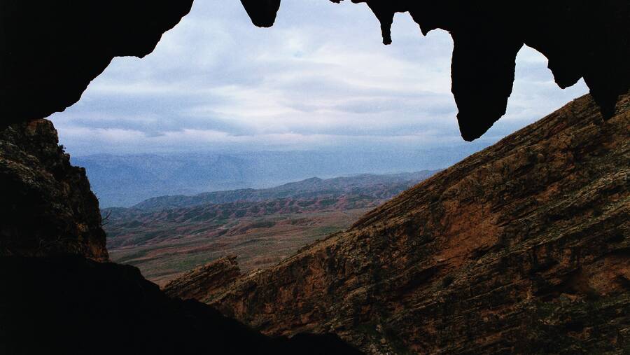 Kalmakareh Cave
