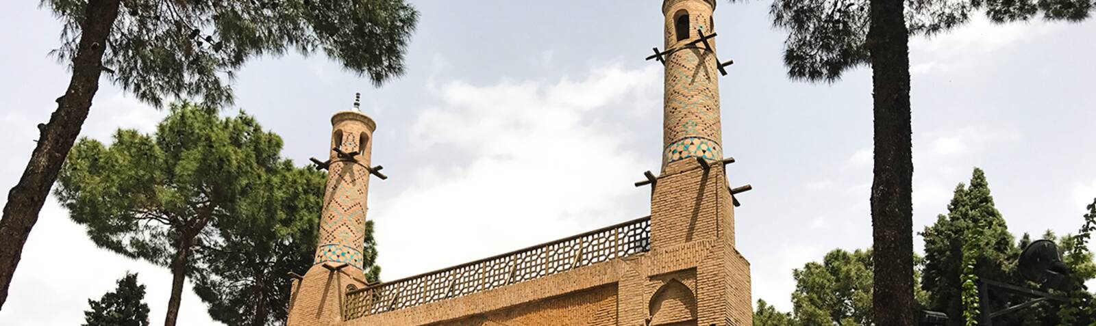 منارجنبان