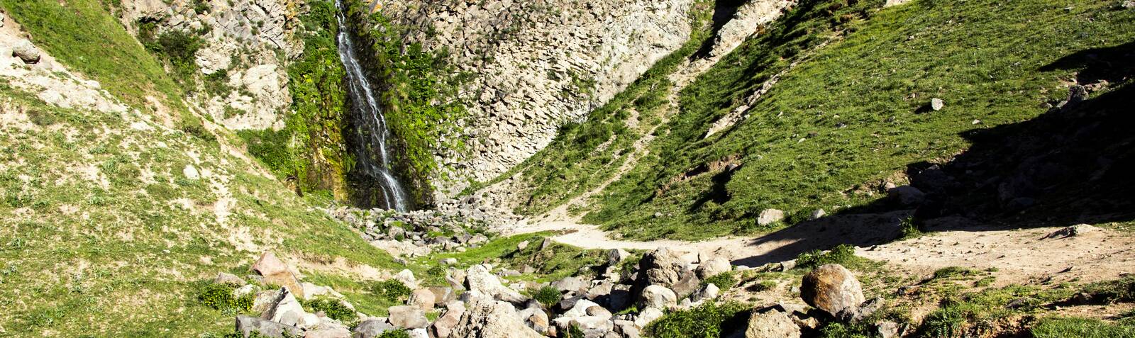 آبشار سردابه