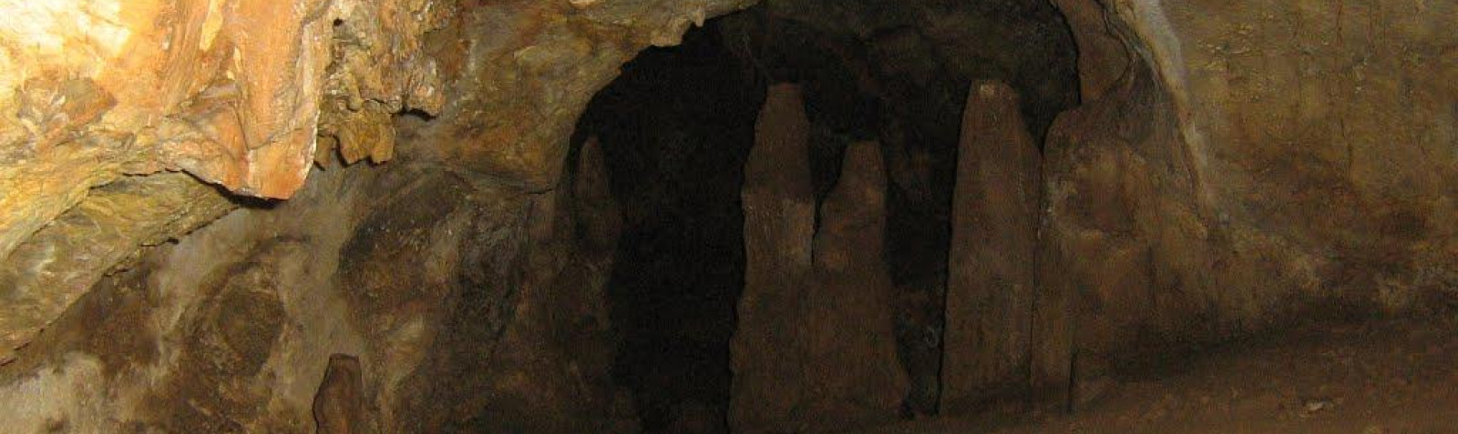 Khaneh Khoda Cave