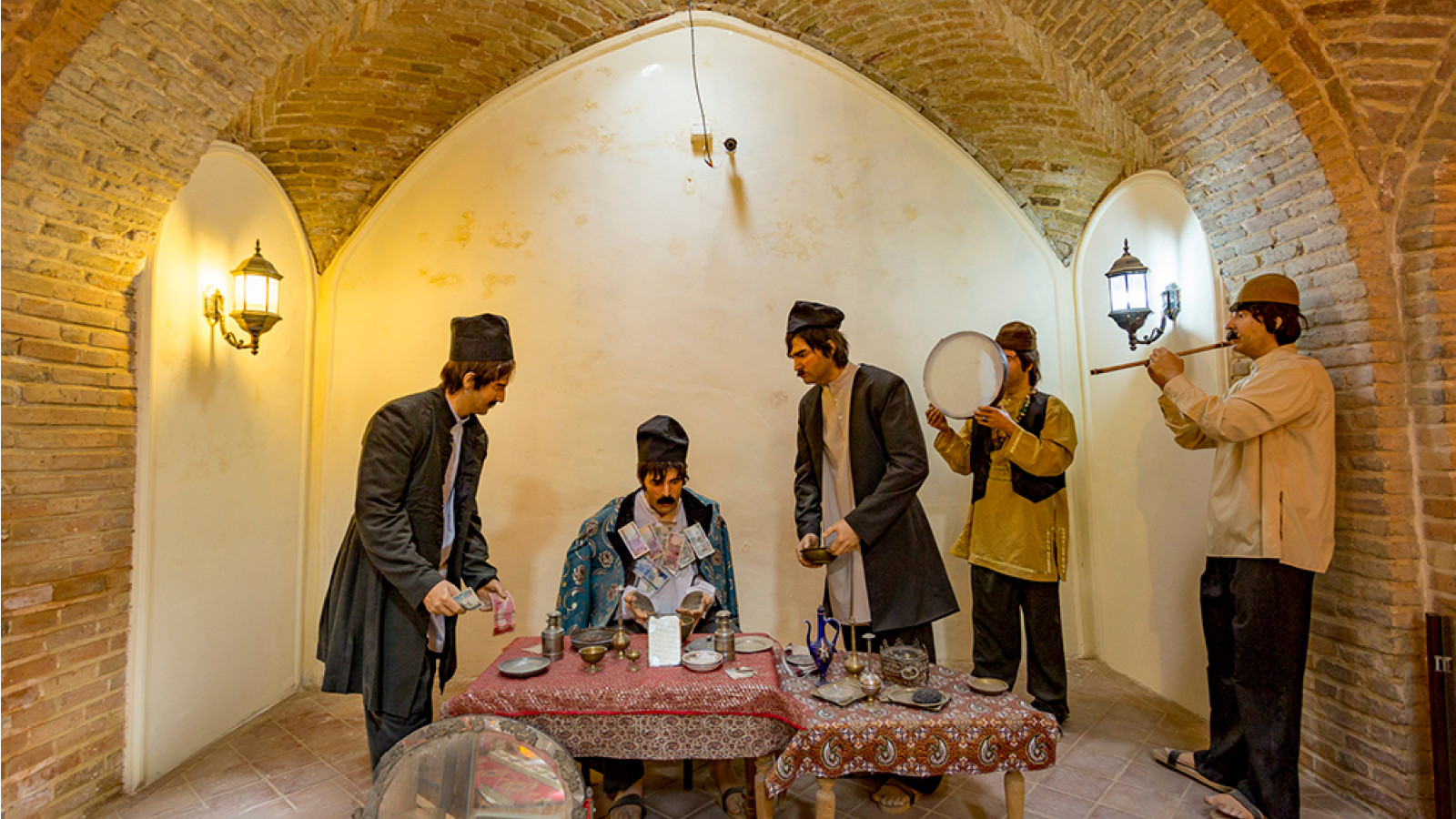 Traditional Clothes of Hamedan Province