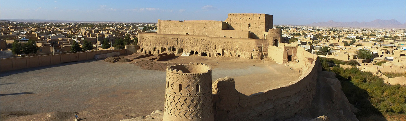 Narin Qaleh (Castle)