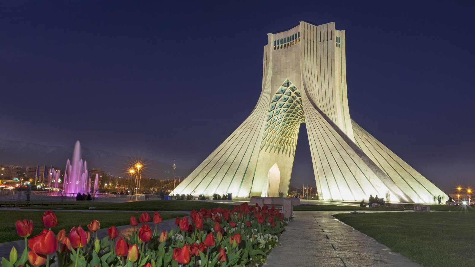 Teher n Visit Iran