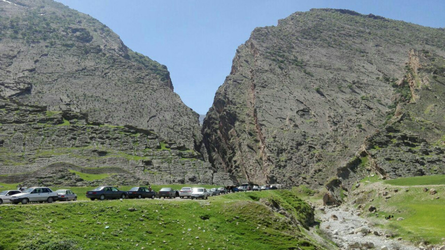 Bahram-e Choobin Gorge