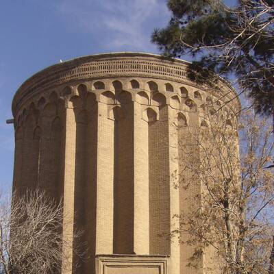 Башня Тогрол