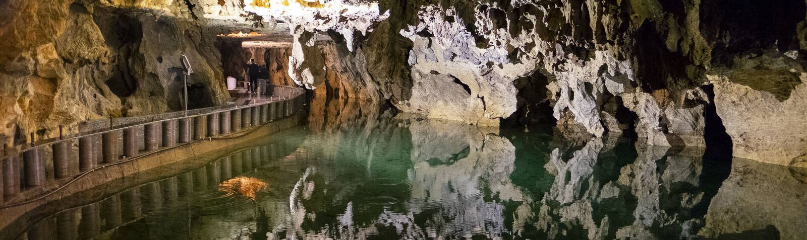 Alisadr洞穴