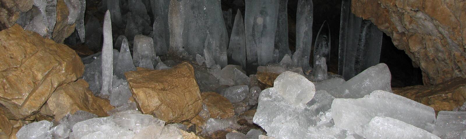 Yakh Morad Cave 