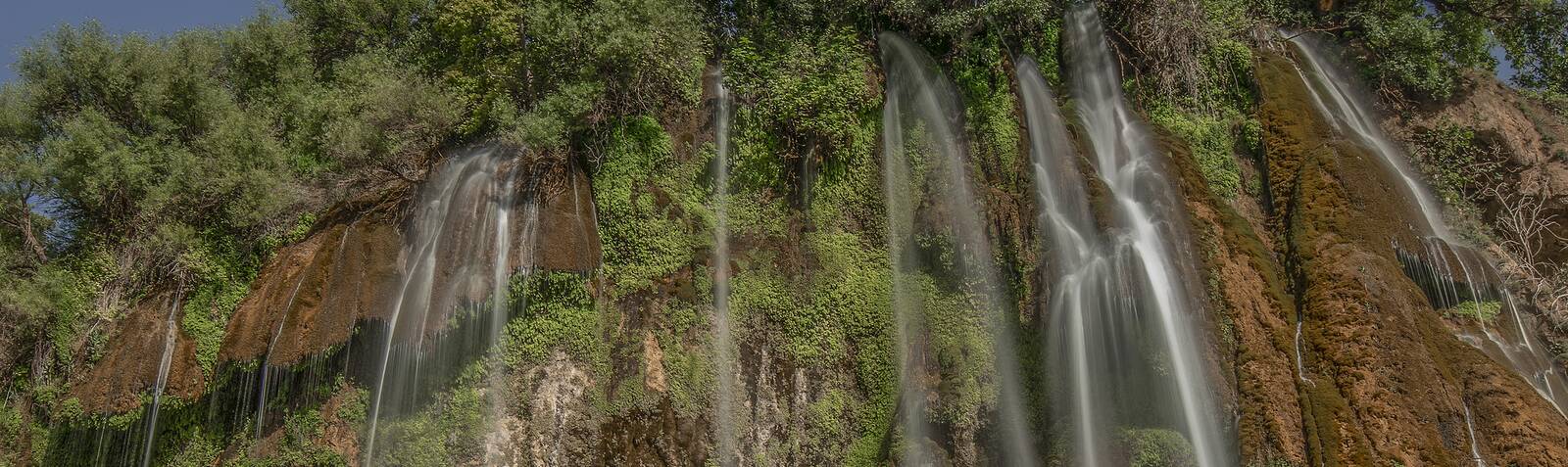 Bisheh waterfall