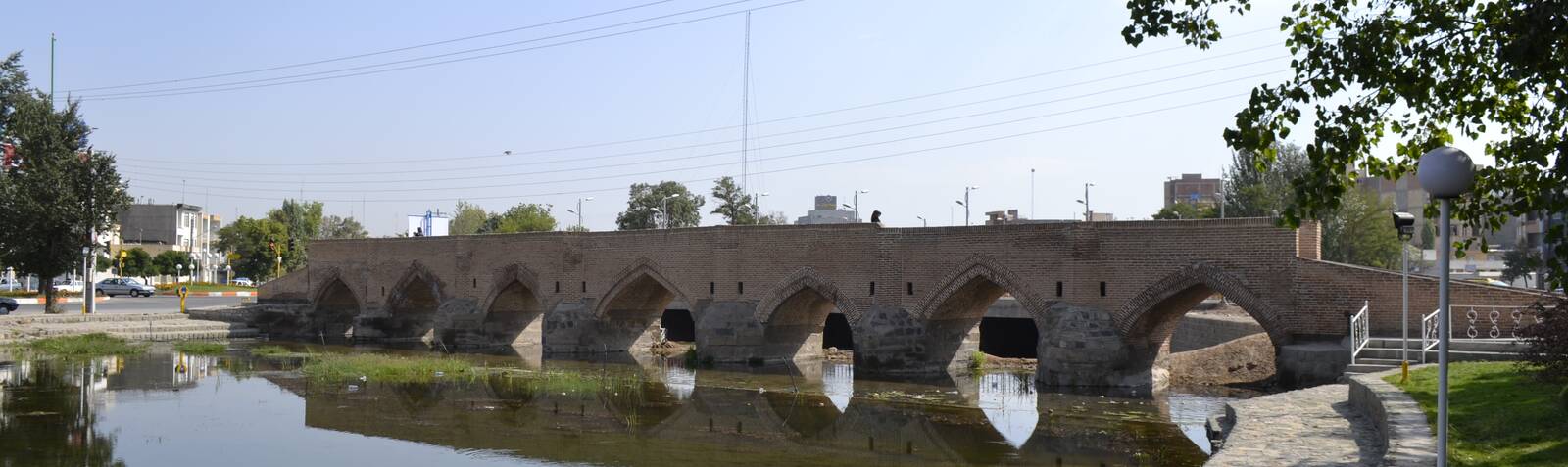 Haftcheshmeh Bridge