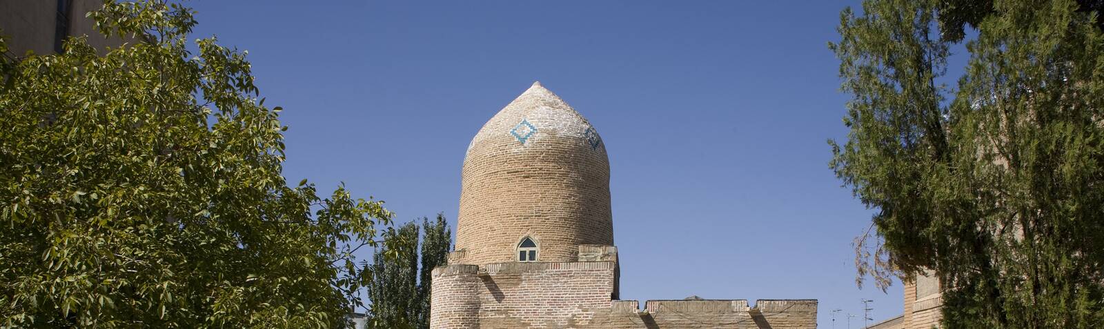 Tomb of Esther and Mordechai | Visit iran