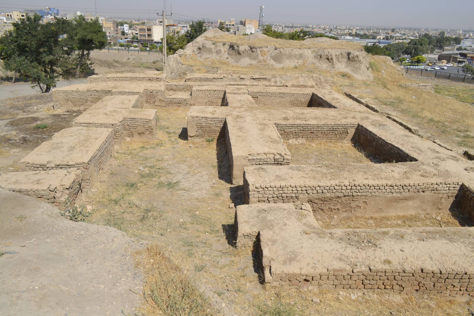 Ecbatana Museum | Visit iran