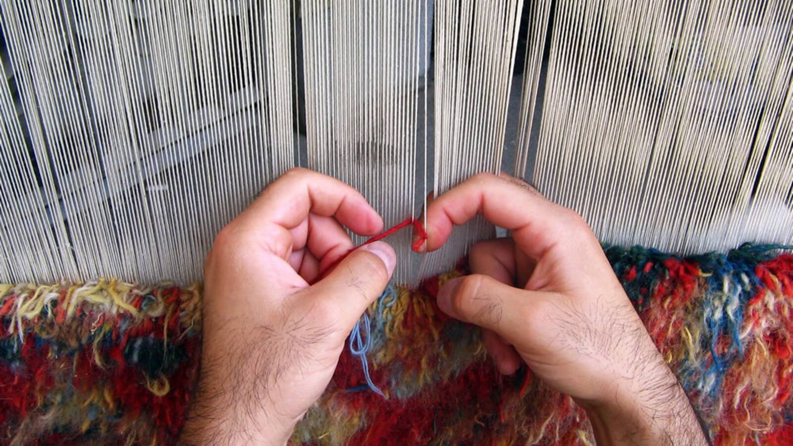  Habilidades tradicionales para tejer alfombras en Kashan